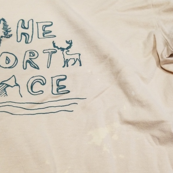🌲2/$12 🏔️🌄North Face *Rare* Distressed Tee - Picture 3 of 4